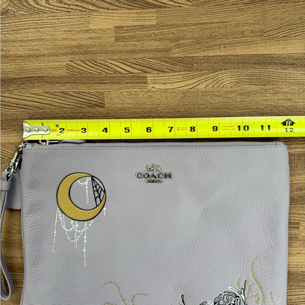 Coach Large Lavender Wristlet with Moon Design - Picture 5 of 8